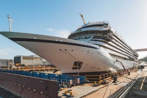 Ce navire de croisi&egrave;re teste l'hydrog&egrave;ne pour r&eacute;duire sa consommation de carburants