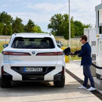 750 km d'autonomie, plein en 5 minutes : BMW met le paquet sur sa voiture &agrave; hydrog&egrave;ne