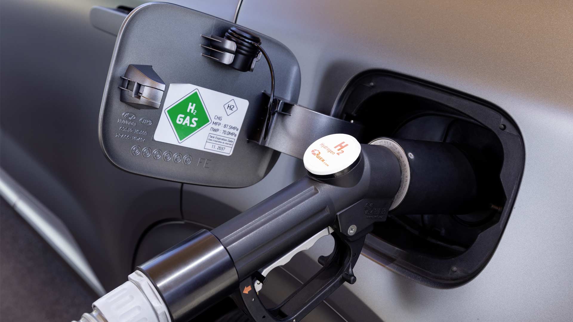 Sept v&eacute;hicules neufs sur dix &eacute;lectriques ou &agrave; hydrog&egrave;ne : le pari cor&eacute;en pour 2035