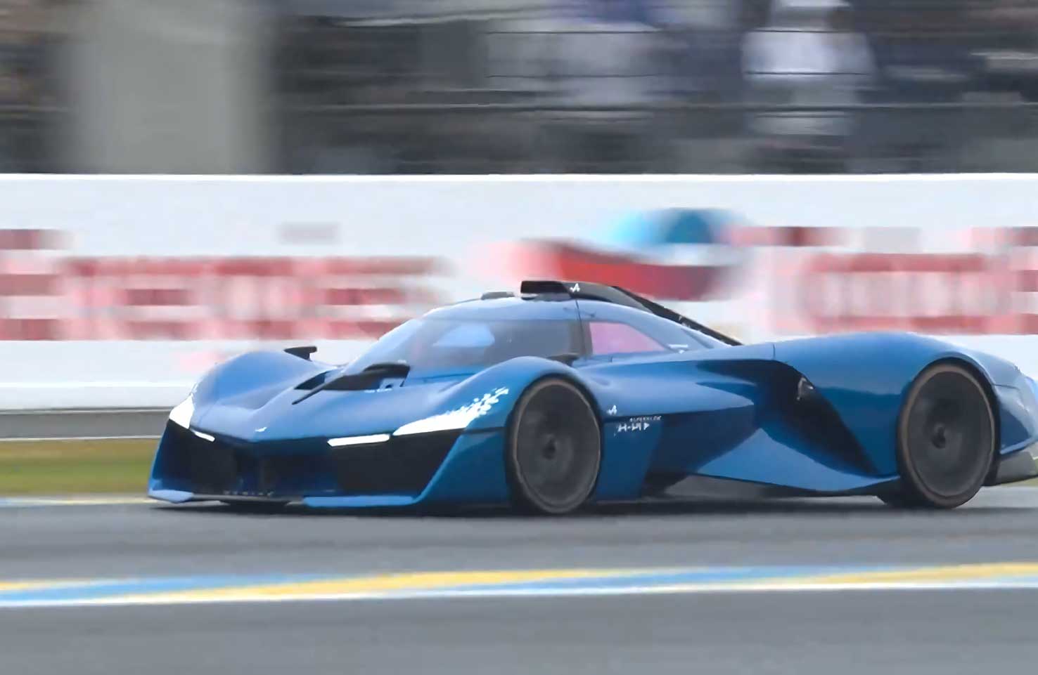 La voiture à moteur hydrogène d'Alpine fait le show aux 24 Heures du Mans