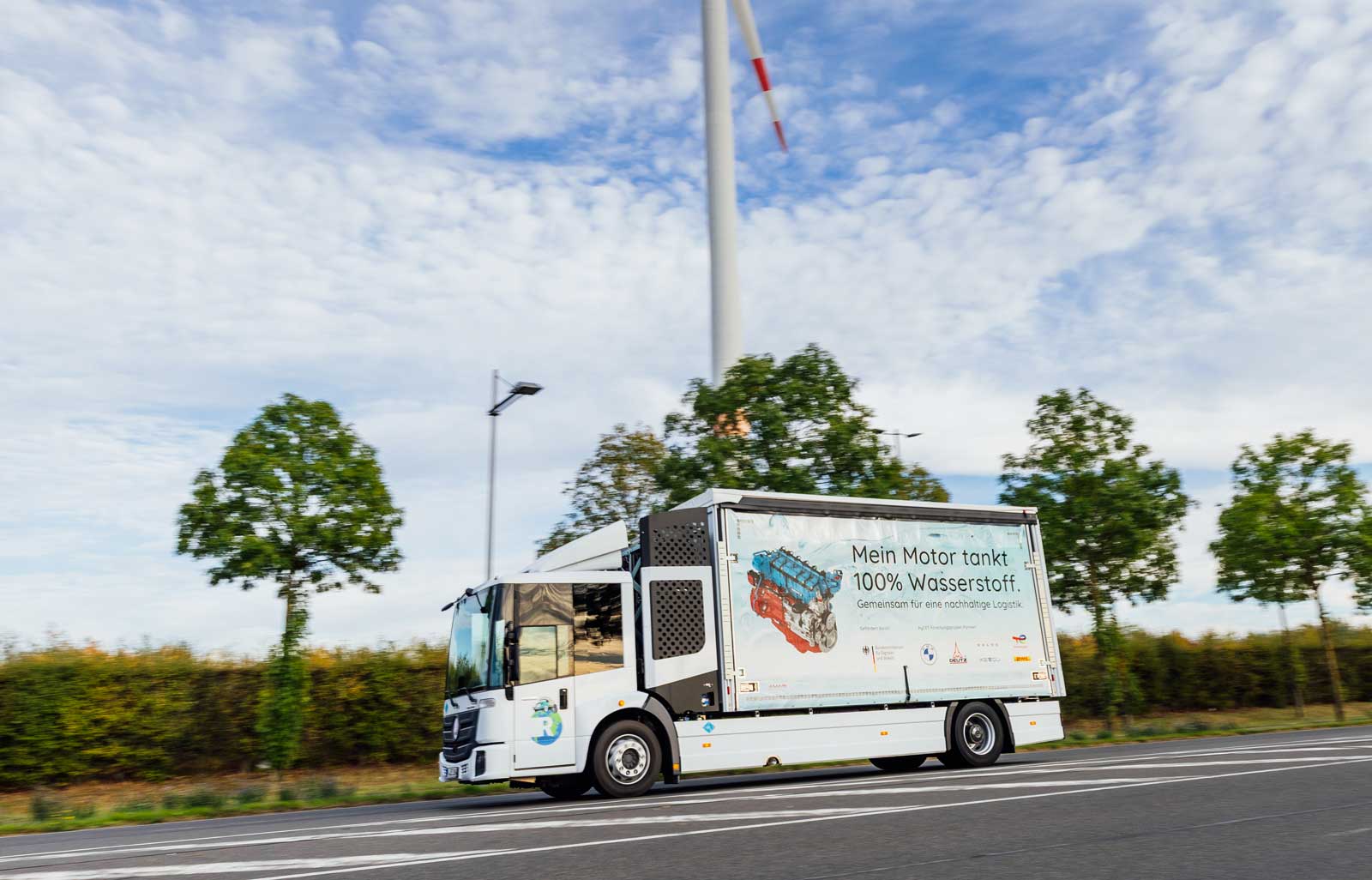 Ce camion BMW de 18 tonnes roule &agrave; l'hydrog&egrave;neâ¦ avec un moteur d&eacute;riv&eacute; du diesel