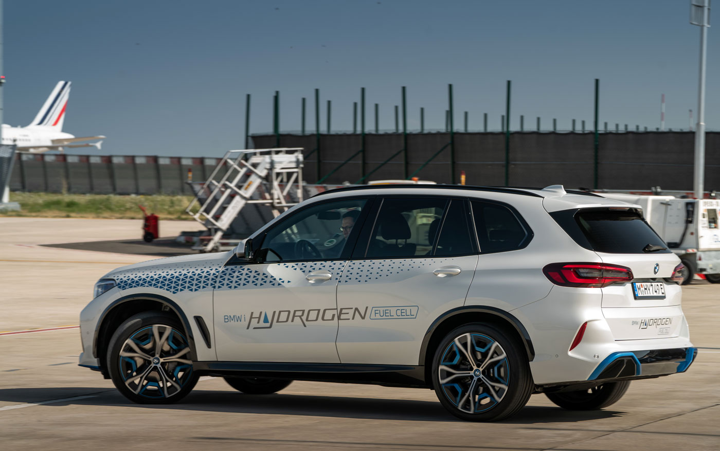 Des BMW iX5 à hydrogène pour la police et la gendarmerie