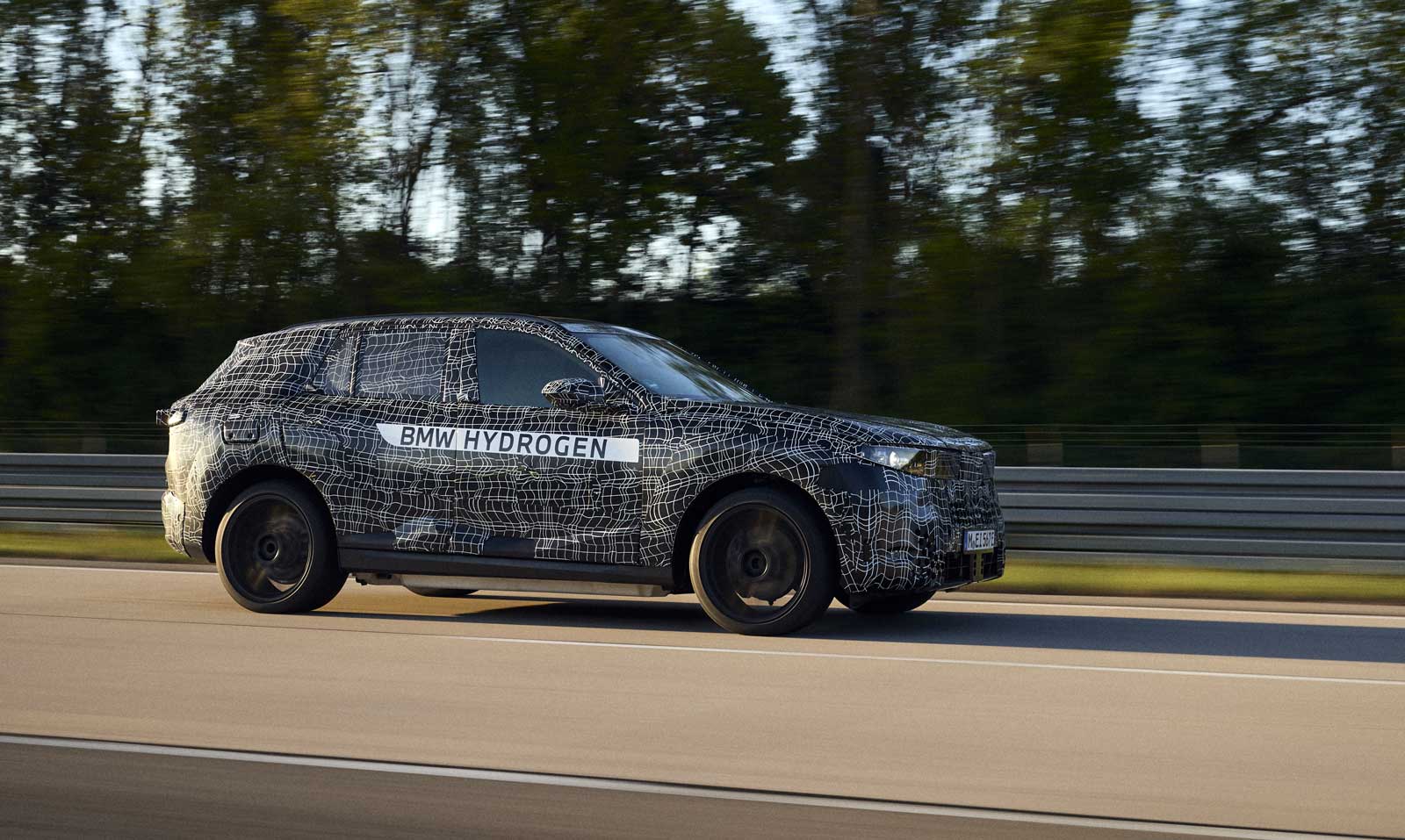 BMW iX5 &agrave; hydrog&egrave;ne : une production en s&eacute;rie confirm&eacute;e pour 2028