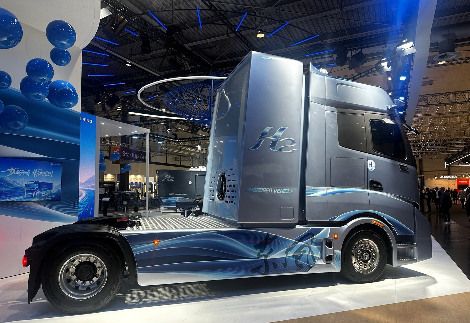 Pile &agrave; combustible, moteur hydrog&egrave;ne... le chinois Dongfeng lance son offensive sur le poids lourd en Europe