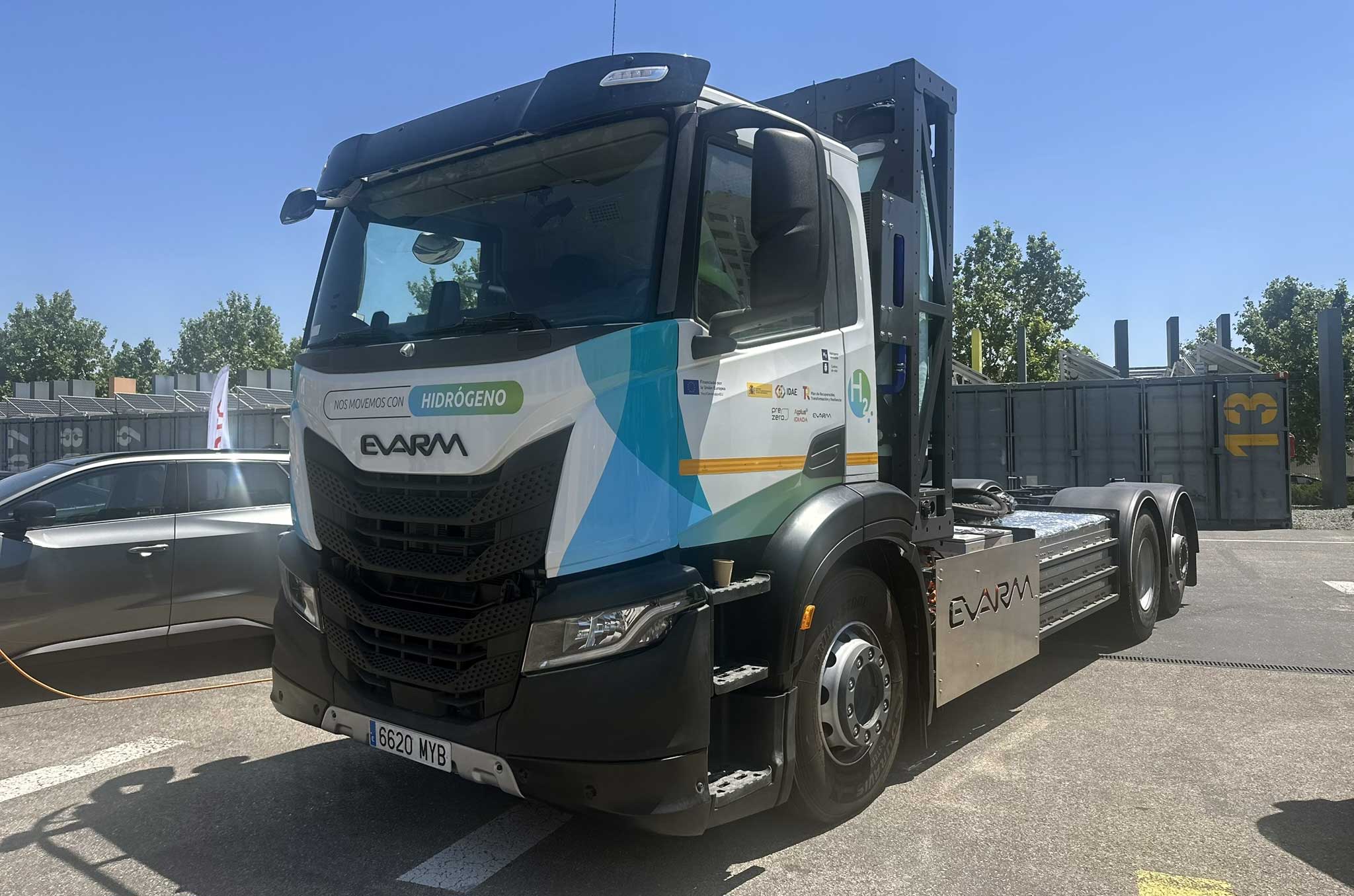 R&eacute;trofit : EVARM pr&eacute;sente la version d&eacute;finitive de son camion &agrave; hydrog&egrave;ne