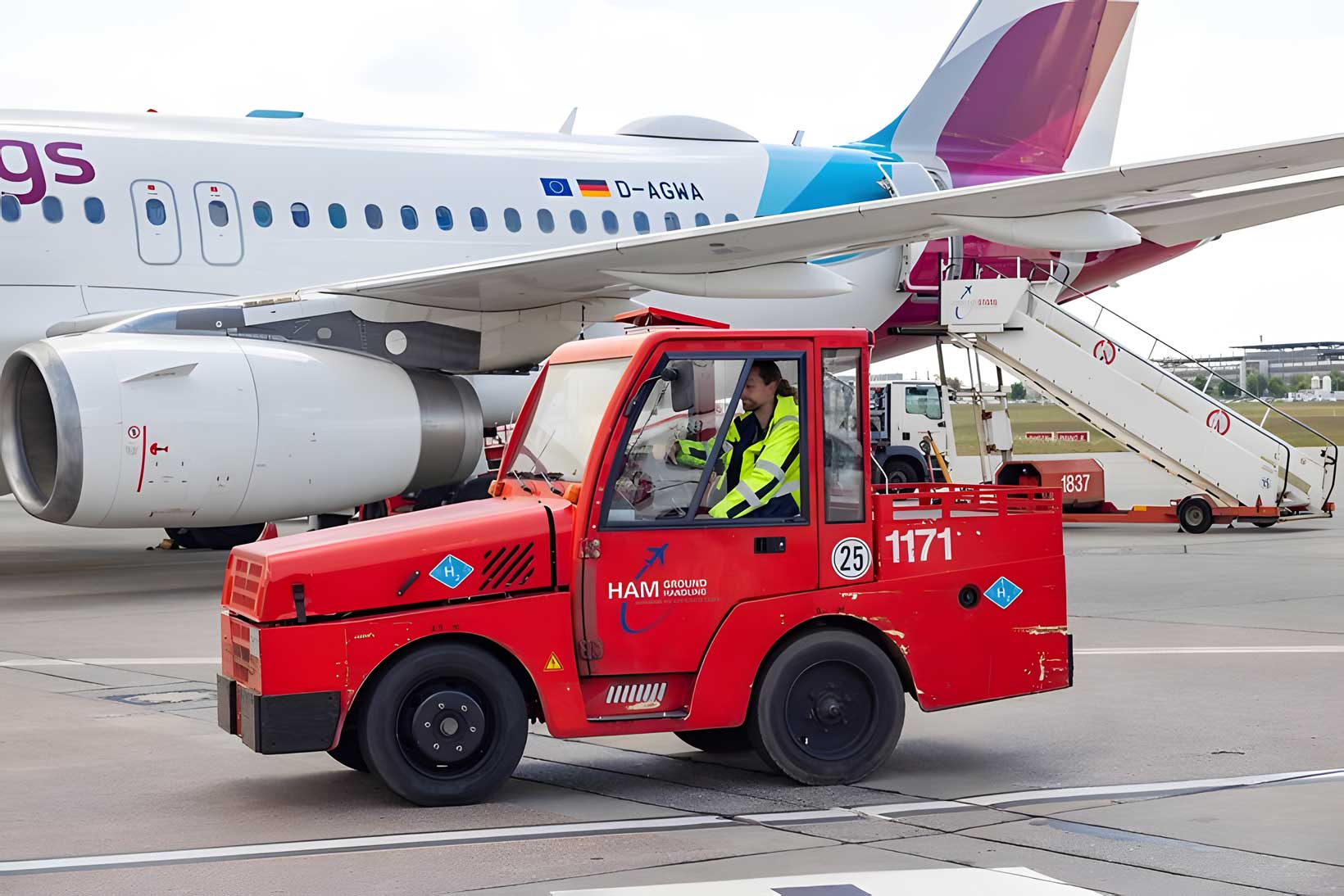 Hambourg teste un tracteur à bagages à hydrogène pour décarboner ses services au sol