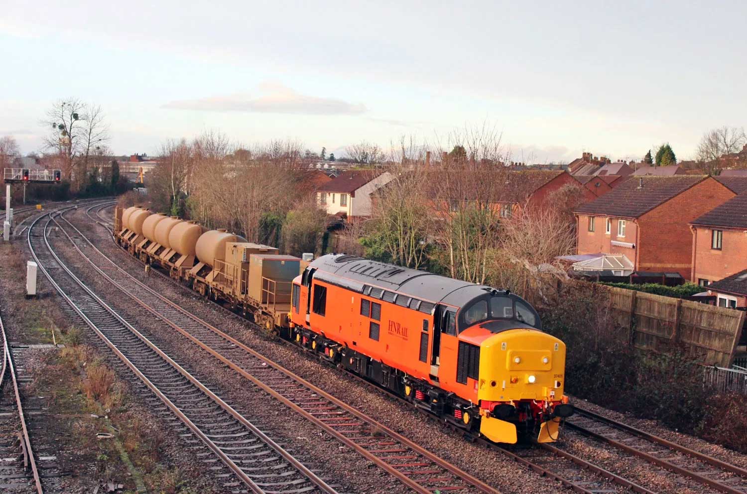 De l'hydrogène pour verdir les moteurs diesel des locomotives