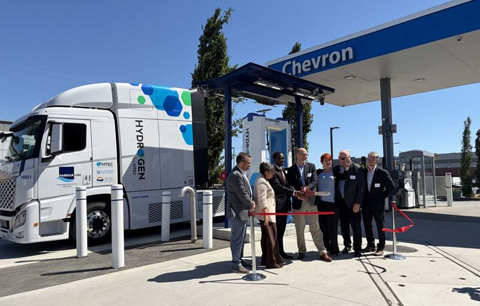 HTEC ouvre sa huiti&egrave;me station hydrog&egrave;ne pour poids lourds au Canada
