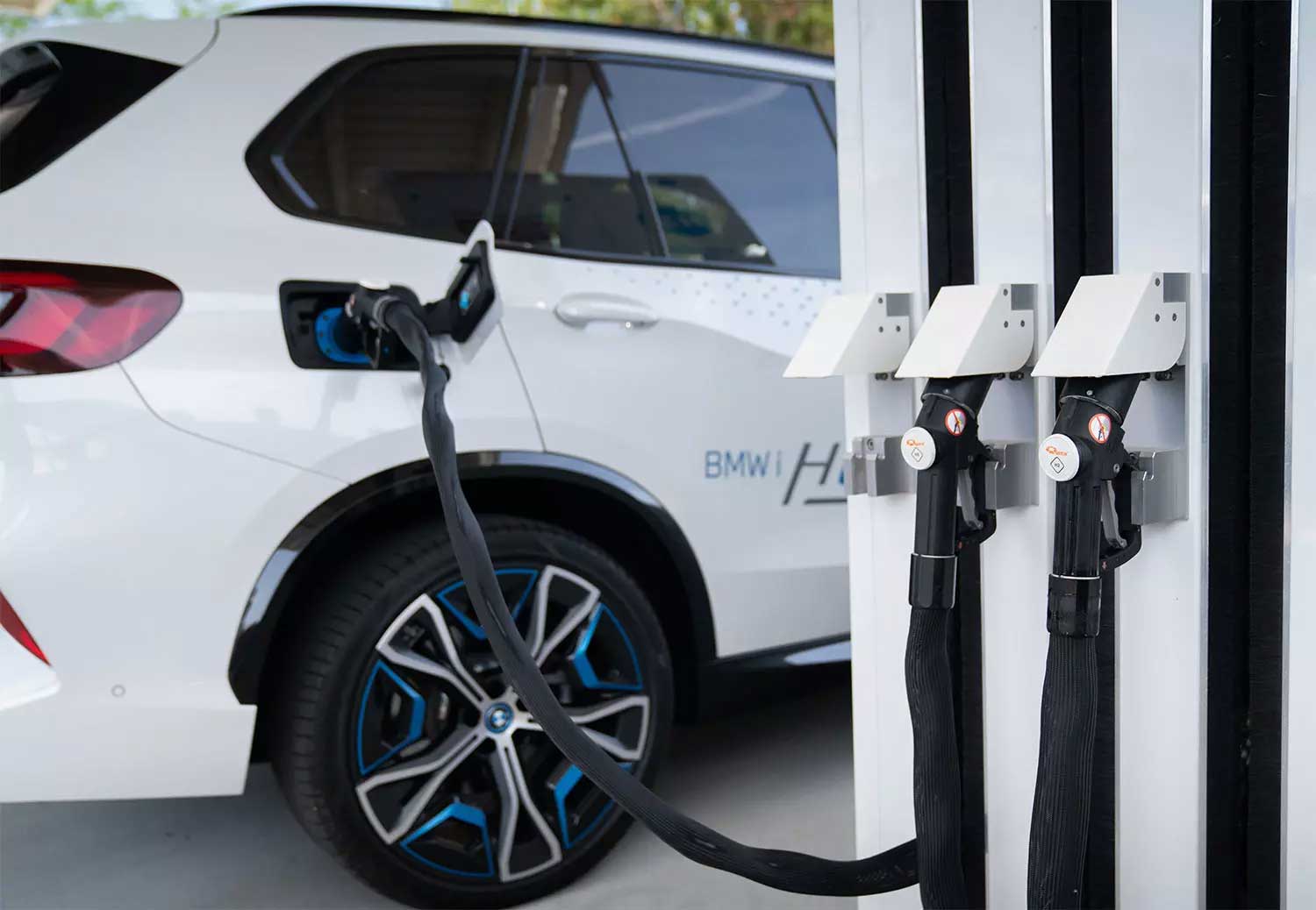 Transition auto : face &agrave; l'impasse du tout-&eacute;lectrique, l'UE appel&eacute;e &agrave; ouvrir la porte &agrave; l'hydrog&egrave;ne