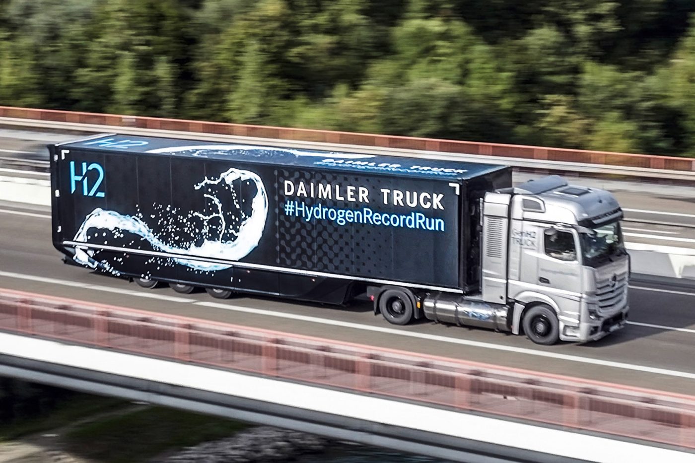 Interview : quels défis pour développer le camion à hydrogène ?