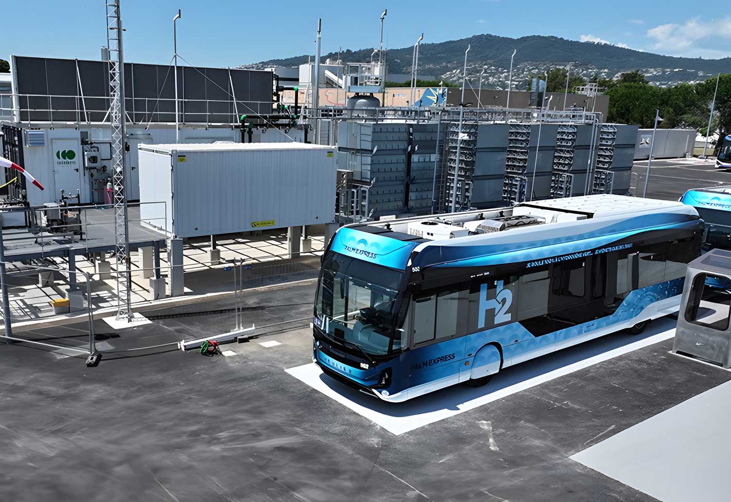 Production, station et bus : Cannes fait passer l'hydrog&egrave;ne &agrave; l'&eacute;chelle industrielle