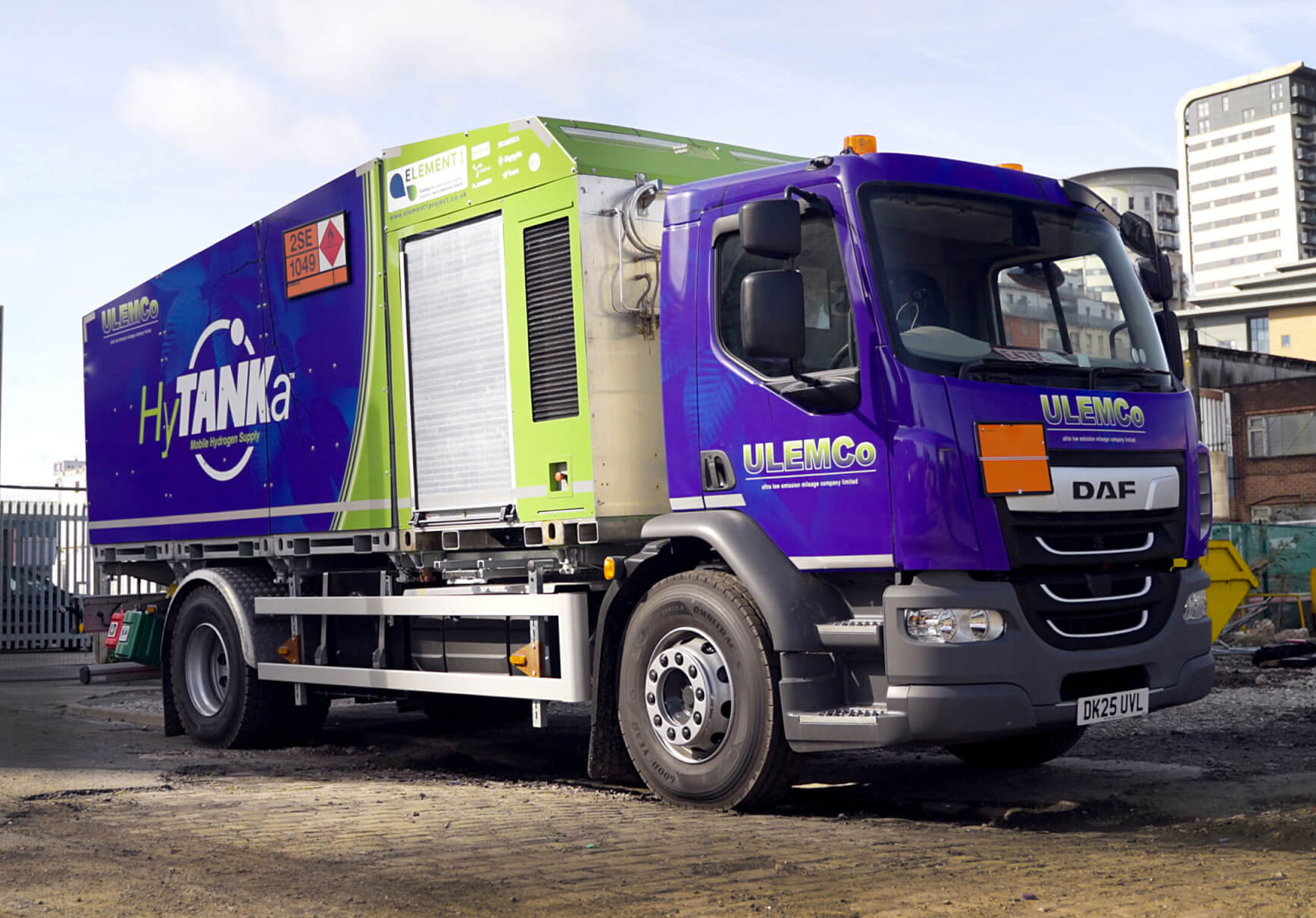 Avec HyTANKa, ULEMCo lance une station mobile d'hydrogène pour les chantiers