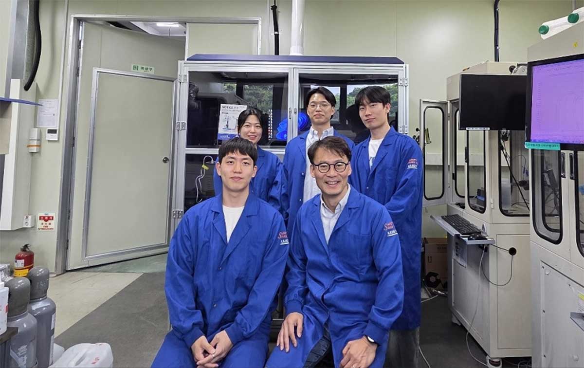 Hydrogène : ces chercheurs coréens inventent une électrolyse PEM sans platine 