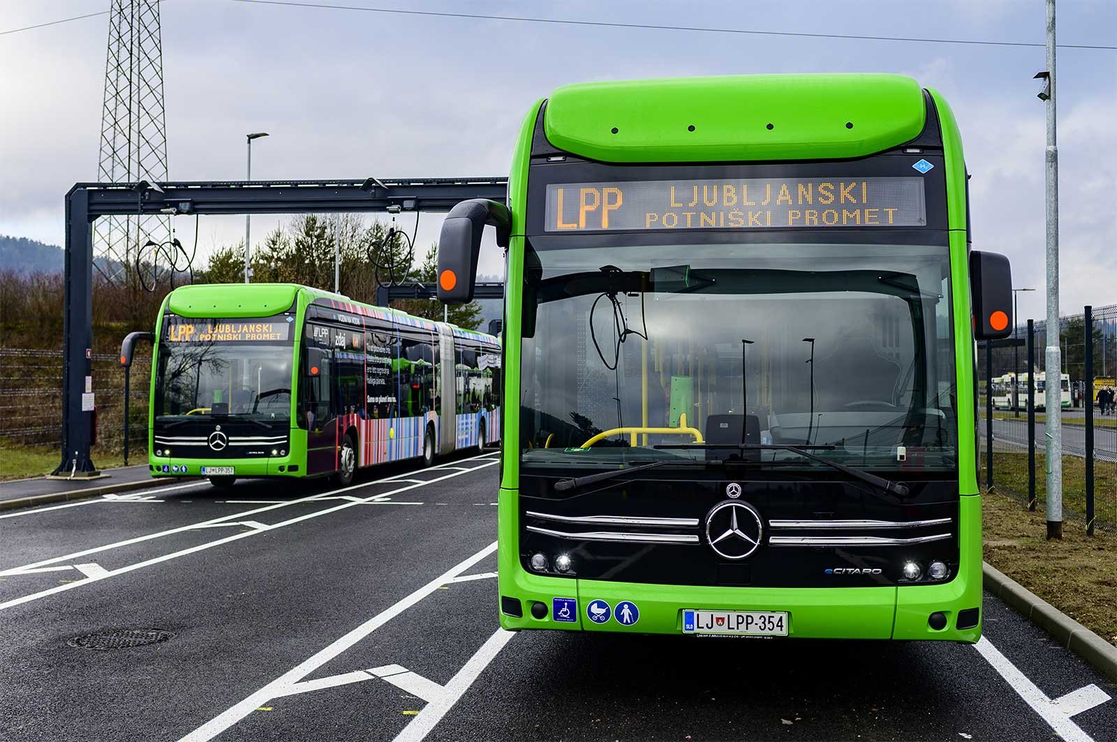 Electrique ou hydrog&egrave;ne ? Pour ses bus, cette capitale europ&eacute;enne a choisi de ne pas choisir