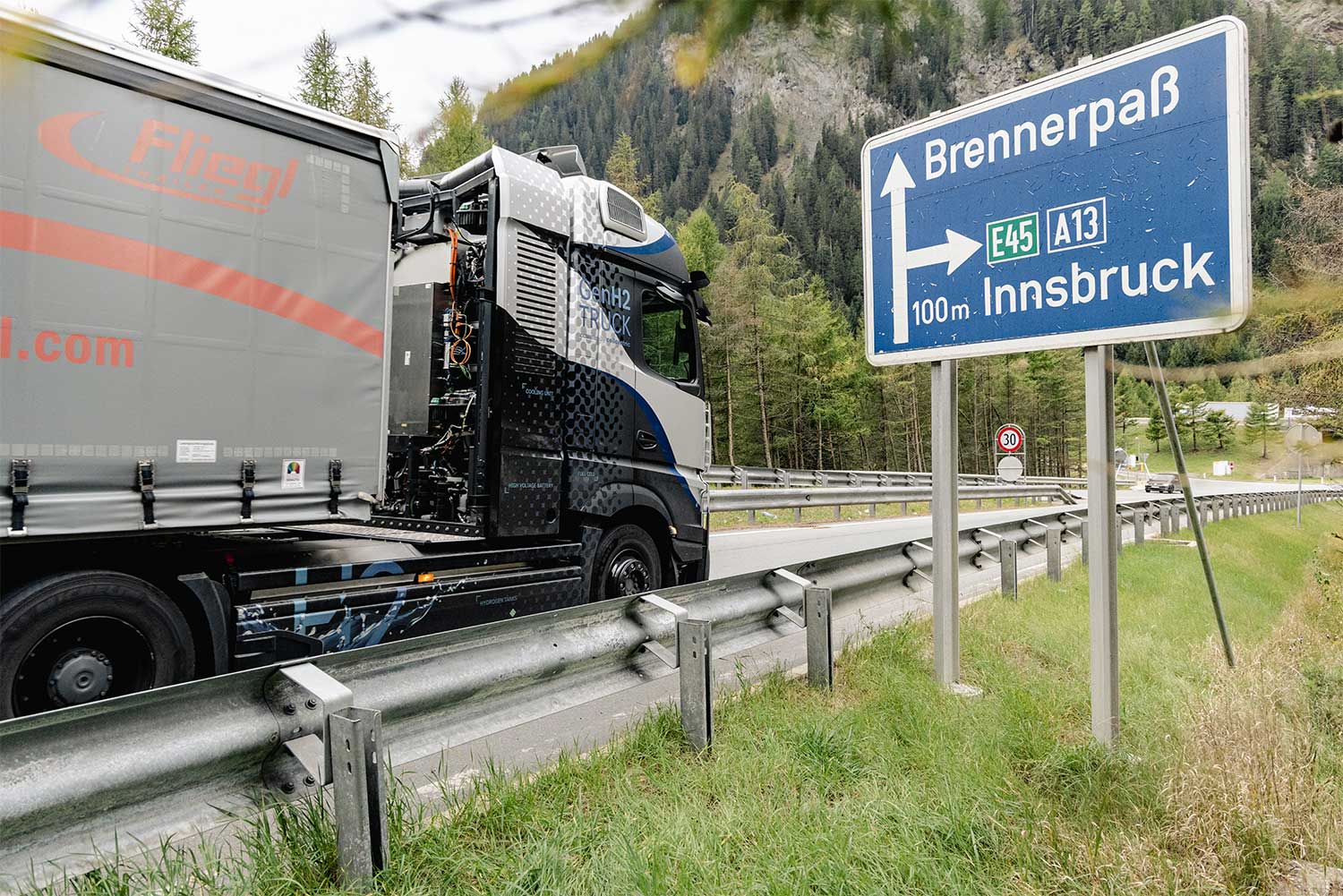 Camion hydrogène : le Mercedes GenH2 valide ses premiers tests en haute altitude