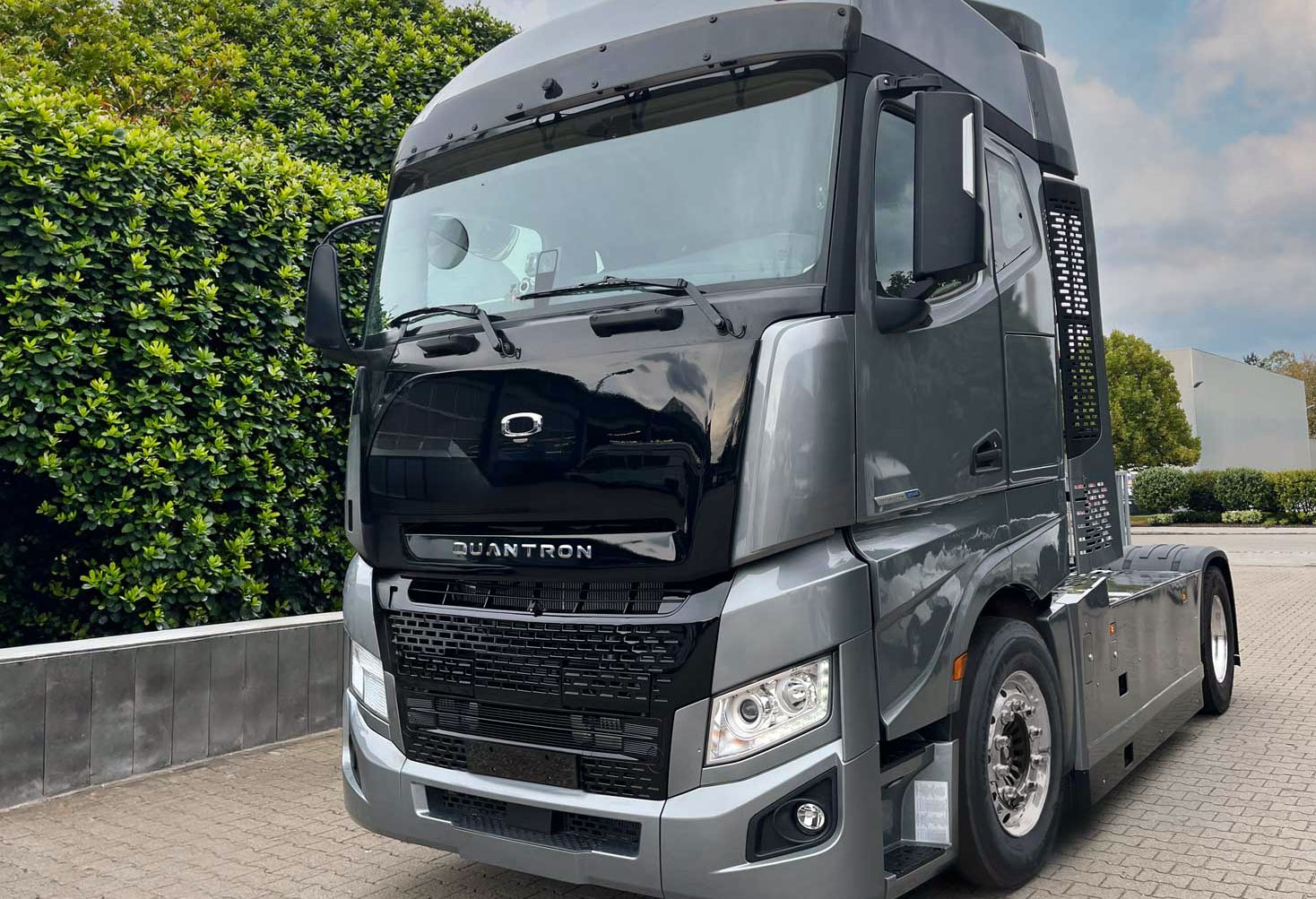 Apr&egrave;s sa faillite, Quantron relance ses camions hydrog&egrave;ne avec HyperView et Foxconn