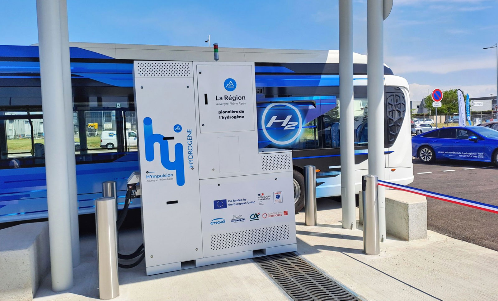 L'a&eacute;roport de Lyon-Saint Exup&eacute;ry inaugure sa station hydrog&egrave;ne