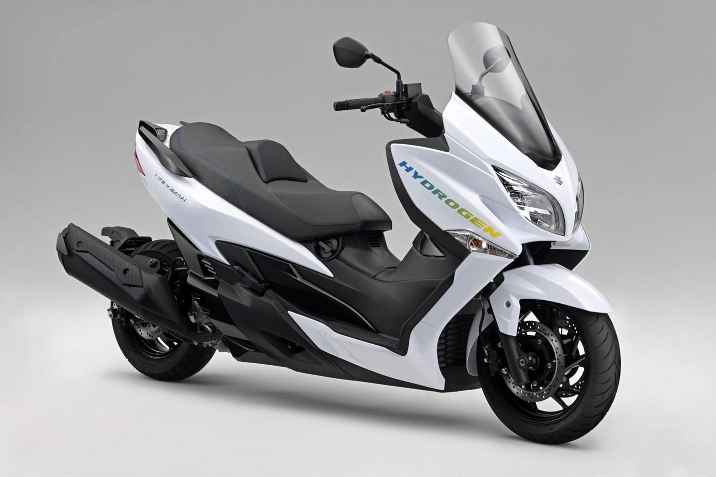 Suzuki annonce un premier scooter à moteur hydrogène