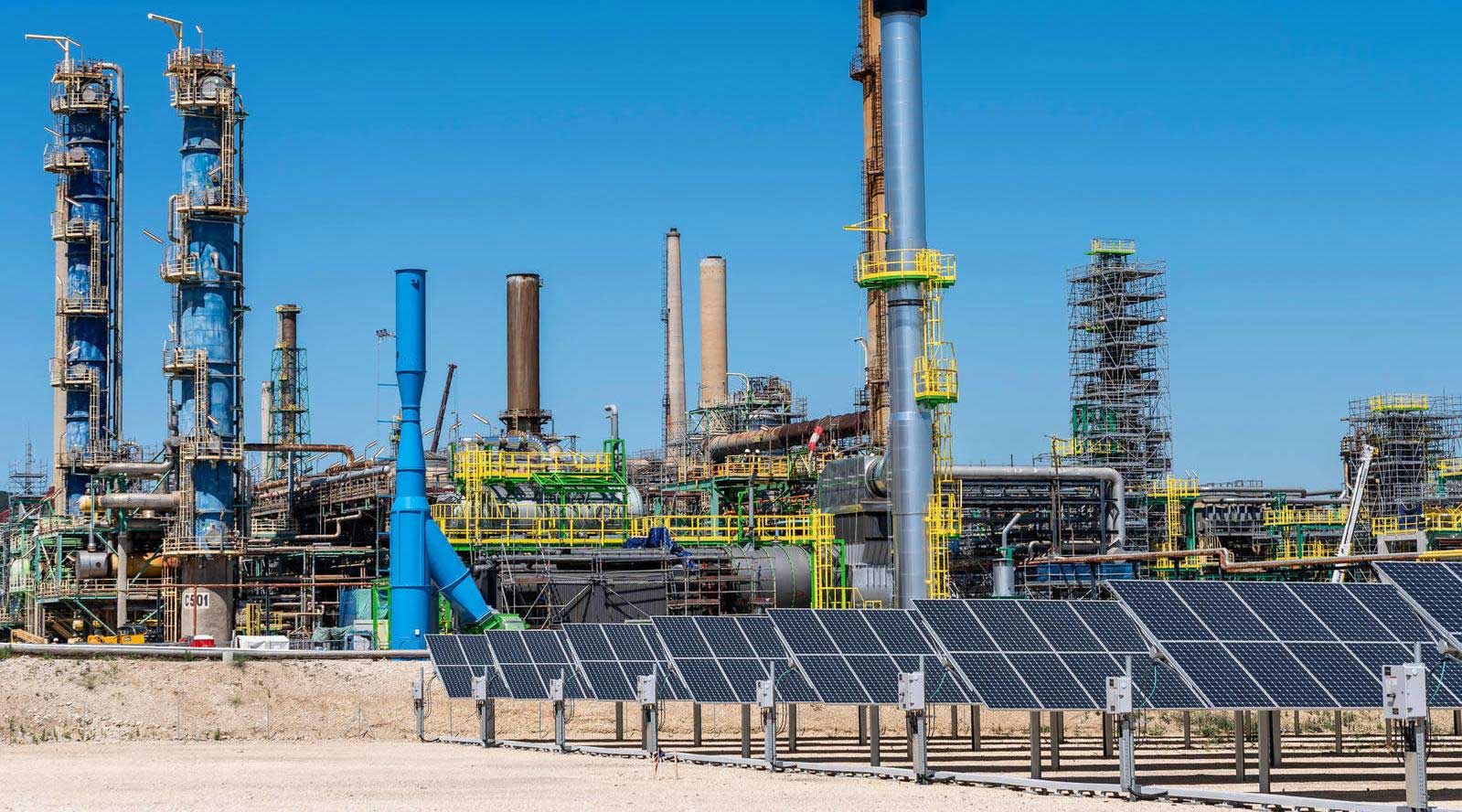 Hydrogène dans les raffineries : TotalEnergies signe un accord historique