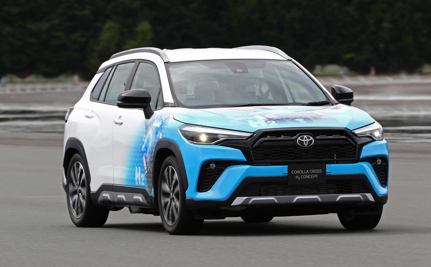 Toyota Corolla Cross H2 : le SUV qui carbure à l'hydrogène