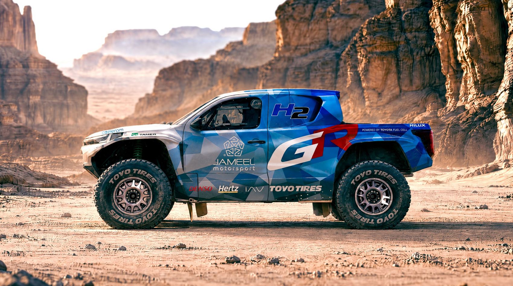 Toyota pr&eacute;pare un Hilux &agrave; hydrog&egrave;ne pour le Dakar 2027 : voici &agrave; quoi il ressemblera