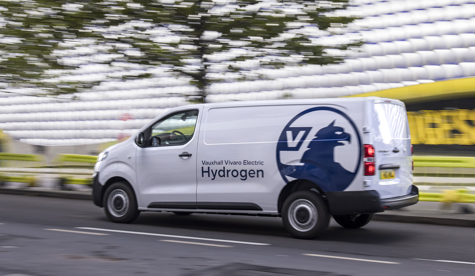 Utilitaire hydrogène : avec Vauxhall, Stellantis entame ses tests clients au Royaume-Uni